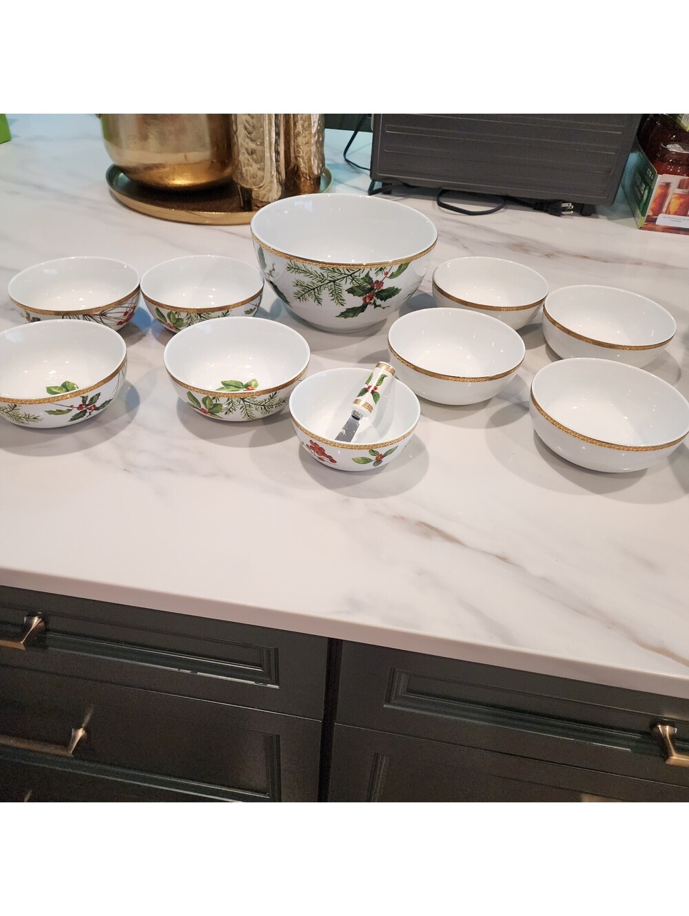 St. Nicholas Square Holiday Laurel 11-Piece Christmas Serving Bowl Set